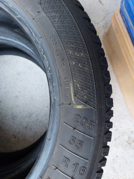 205/55 R16 tli 2 db Kleber