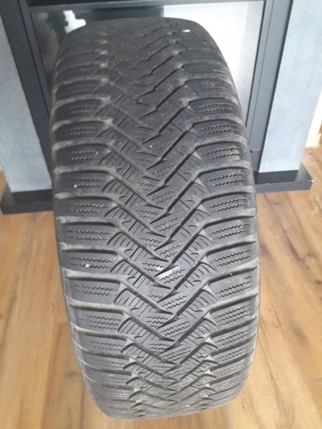 205/55 R16 tli gumi Laufenn Fit 1db