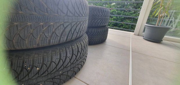 205/55 R16 tli gumi Volkswagen Golf Plus felnivel