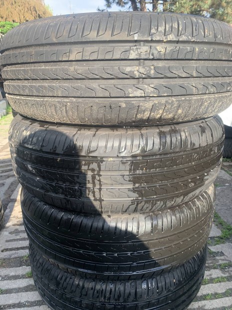 205/55 R17 ny�ri gumi 