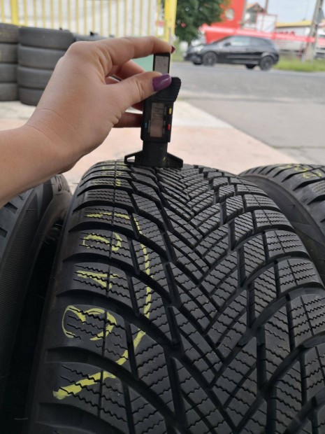 205/55 R19 Bridgestone téli gumi 120000ft a 4db /312/