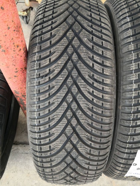 205/55 R19 j!! Kleber tli gumi 99000ft a 4db /101/
