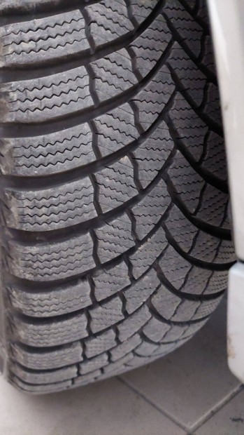 205/55 R 16 Bridgestone Blizzak jszer tli gumi Toyota Celica felnin