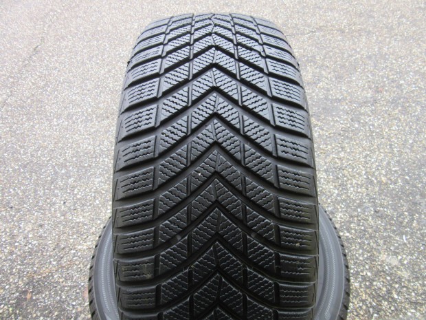 205/55 R 16 Infinity Tli Gumi Elad
