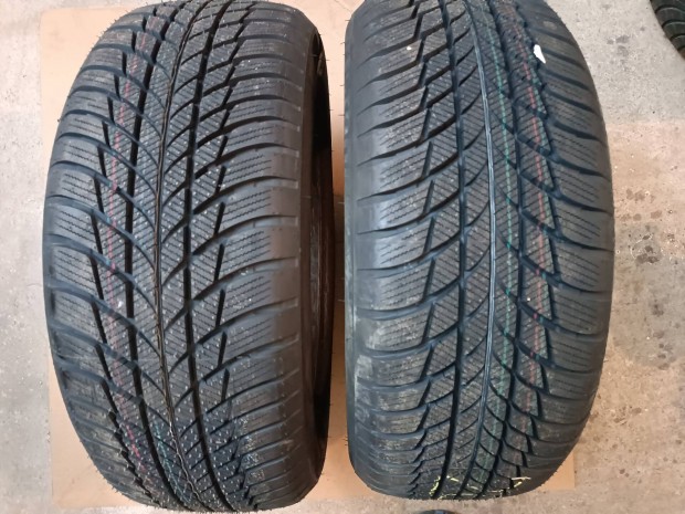 205/55 r16 91H Bridgestone Blizzak LM001 téli gumi garnitúra