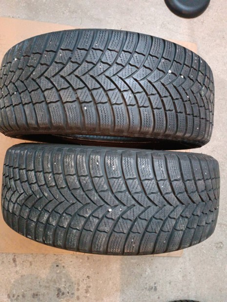 205/55 r16 91h Bridgestone Blizzak LM001 téli gumi garnitúra