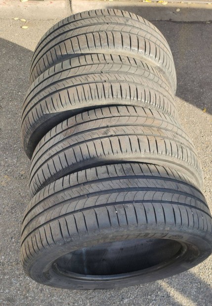 205/55 r16 Michelin nyri gumik