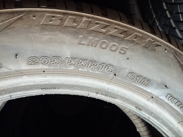 205/55 r16 Tli gumi Bridgestone Nmetorszgbl 6.5 mm-es. 