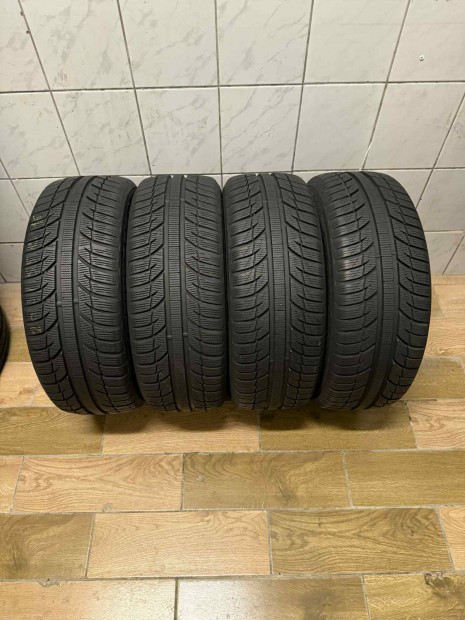 205/55/r16 Toyo téli 4db szett