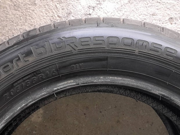 205 55 r16 gumi szinte uj 