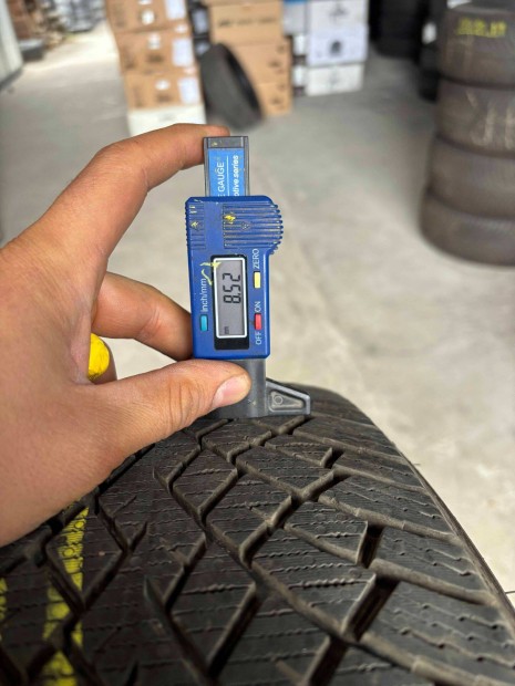 205/55 r17 Nokian 2023 DEMO 8,5mm téligumi 4db 205/55r17 garnitúra
