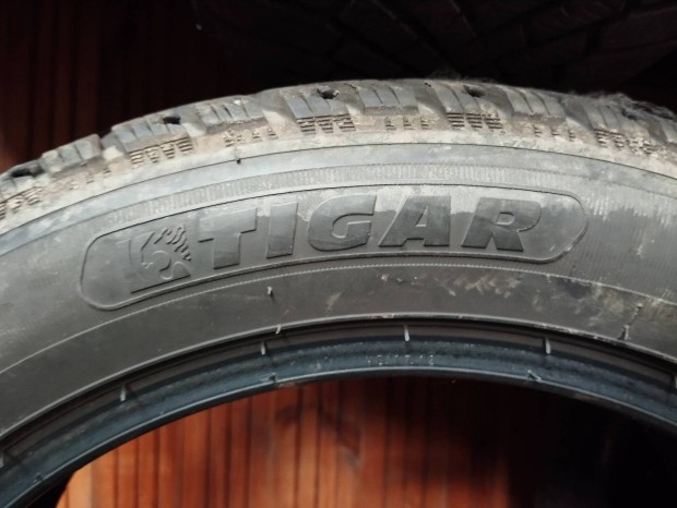 205/55 r17 Tli gumi Tigar Nmetorszgbl 7 mm-es.