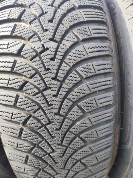 205/55r16os Goodyear teligumi