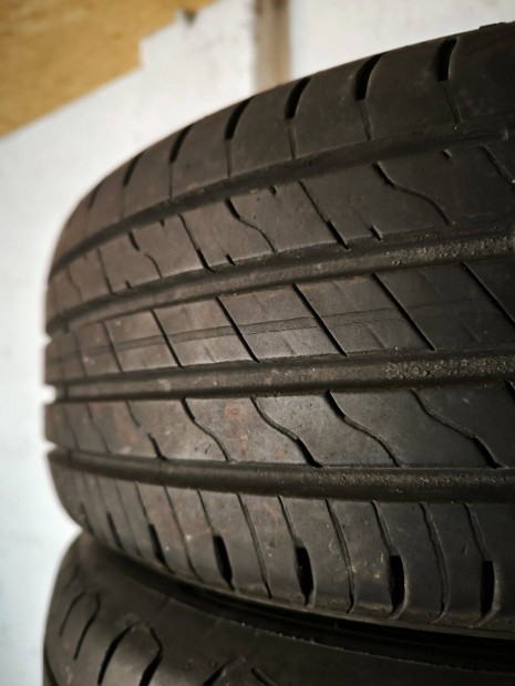 205/60R16 205/60 16 Goodyear ny�rigumik 75e/4db