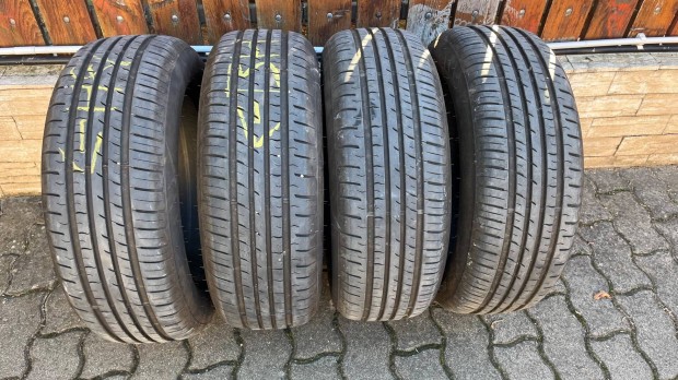 205/60R16 Arivo nyári gumi új állapotban