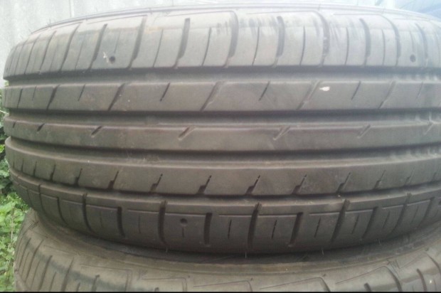 205/60R16 Falken újszerű nyári gumi 3 db