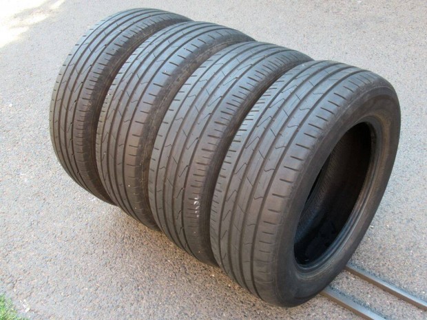 205/60R16 Hankook Ventus nyárigumi 16" nyári gumi szett