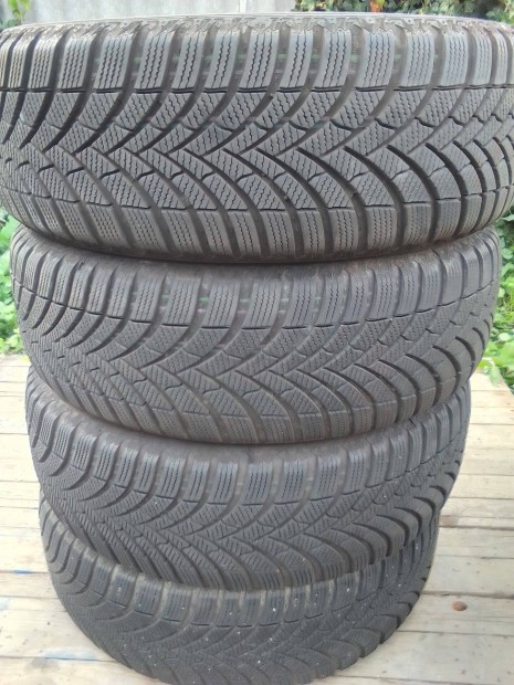 205/60R16 Semperit Speed-grip5 XL jszer tli gumi