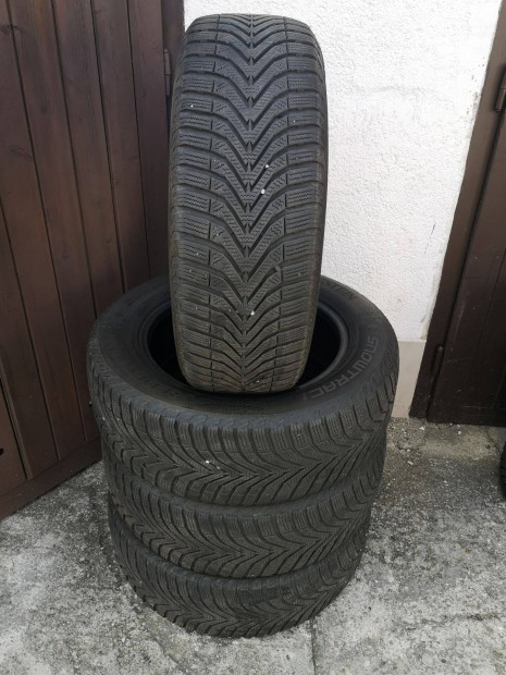 205/60R16 Vredestein tligumik