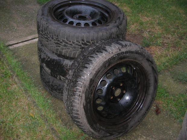 205/60R16 tli garnitra Opel-hez elad!