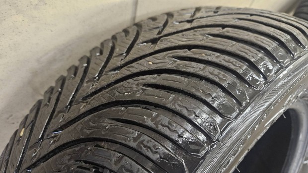 205/60R16 tligumi elad