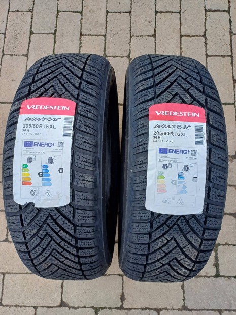 205/60R16 j Vredestein tli gumi gumiabroncs