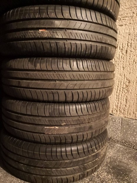 205/60R16 jszer Michelin nyri gumi