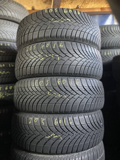 205 60 16 Semperit tli garnitura