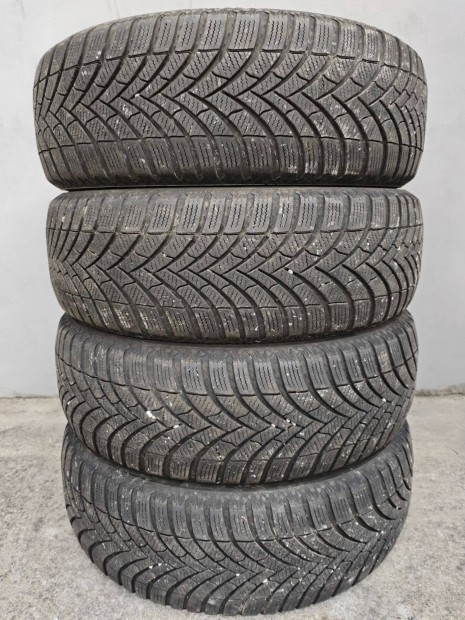 205 60 16 semperit 205/60 R 16 tli gumi garnitura 2021.28.ht