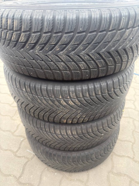 205/60 R16 4evszakos 