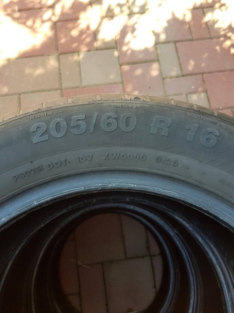 205/60 R16 Apollo