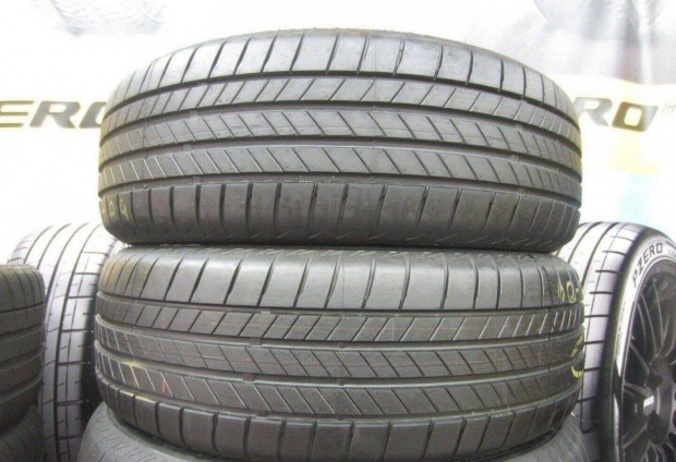 205/60 R16 Bridgestone T005 92H