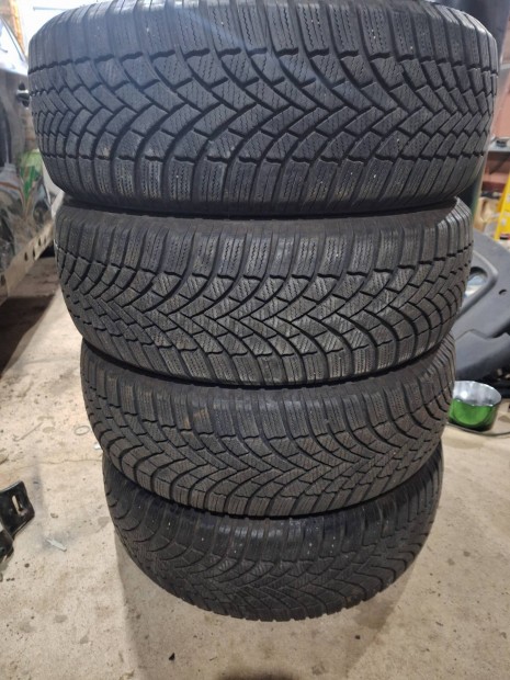 205/60 R16 Bridgestone tli gumi garnitra