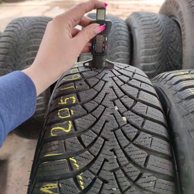 205/60 R16 Goodyear téli gumi 23000ft a 2db /91/