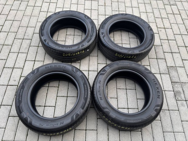 205/60 R16 Nexen nyárigumi
