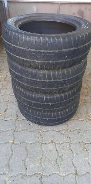 205/60 R16 Pirelli sottozero tli gumi szett - 4 db 12e - Budafokon