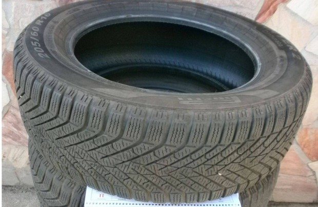 205/60 R16 Pirelli tligumi 4 db