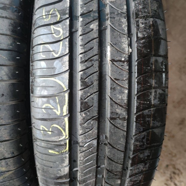 205/60 R16 Új!! Michelin nyári gumi 88000ft a 4db/32/