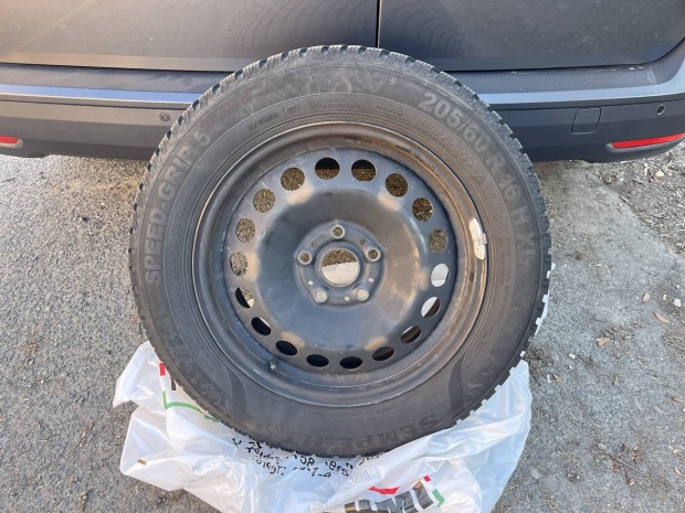 205/60 R16 XL Semperit Speed Grip 5 DOT4021 lemezfelnivel