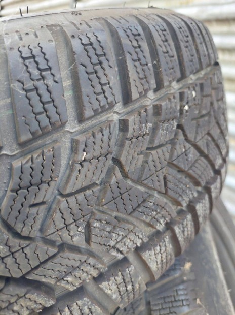 205/60 R16-es Dunlop 4 db tli gumi acl felnin, tpms