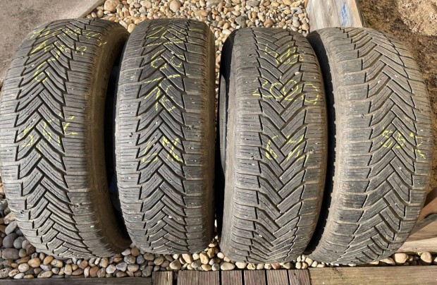 205/60 R16 mretben remek tli gumik eladk