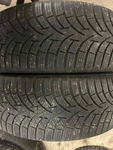 205/60 R16 t�ligumi garnit�ra