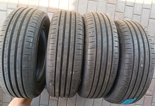 205/60 r16 92V Goodyear Efficientgrip Performance nyári garnitúra