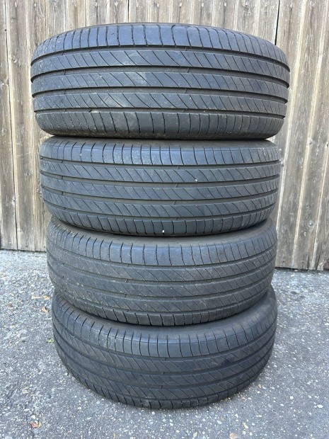 205/60 r16 Michelin nyári