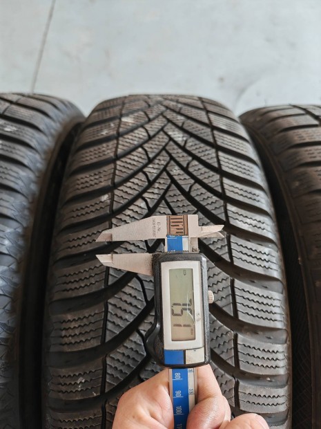 205/60 r16 Semperit, Continental téligumi szett!