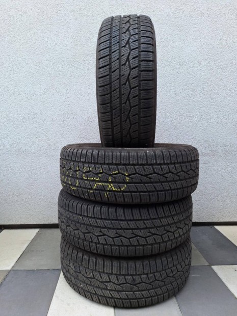 205/60 r16 Toyo Celsius 4 évszakos újszerű állapotú gumi DOT1721