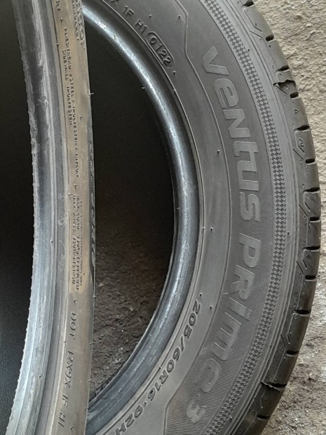 205 60 r16 gumi szinte uj