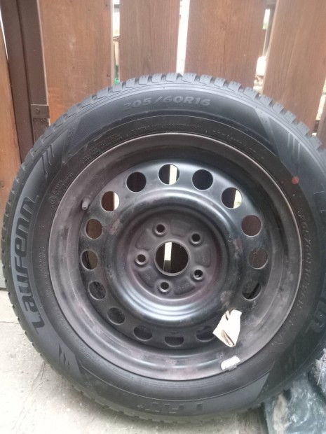 205 60 r16 tli gumi