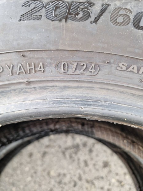 205/60r16 2dbny�ri 2024 gumi elad�