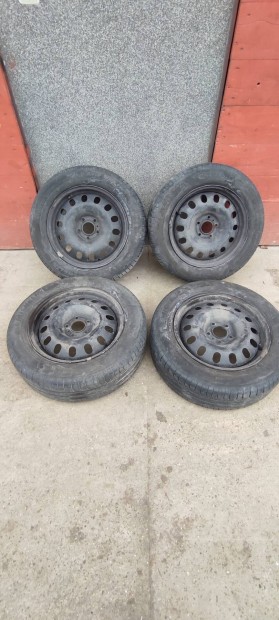 205/60r16 Michelin nyri gumi szett aclfelnin